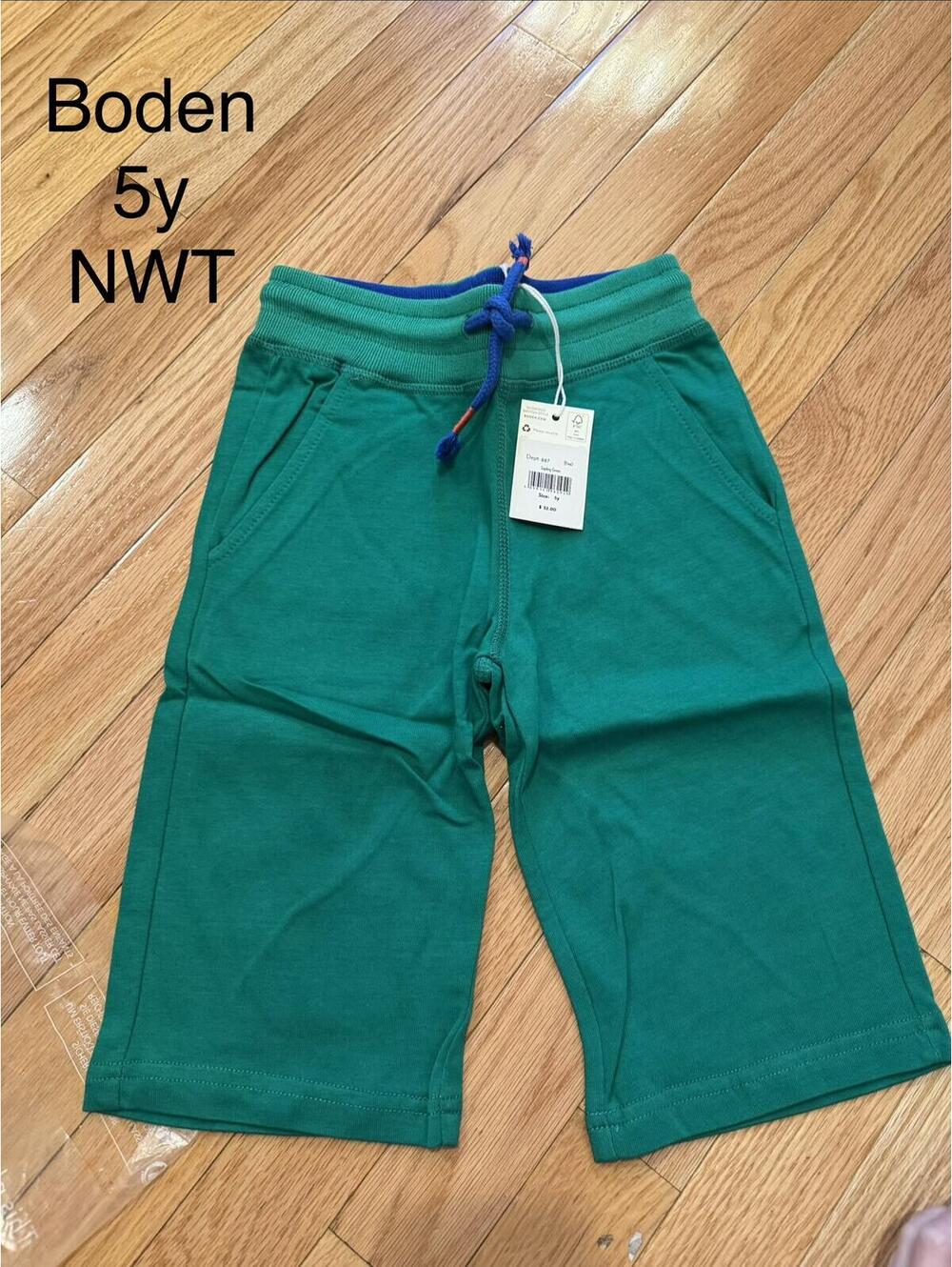 Boden Boys' Green Shorts Size 5 Years NWT